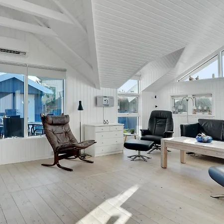 Abo بيت للعطل *